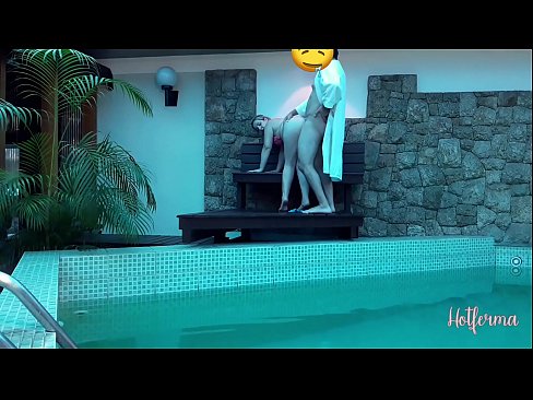 ❤️ Chef inviterer stuepige til poolen, men kunne ikke modstå en hot ️ Porn video at da.prendiporno.ru ❌